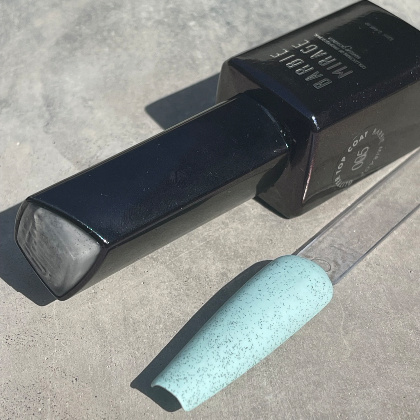 Black Flakes & Speckled Glitter Matte No Wipe Top Coat Barbie Mirage