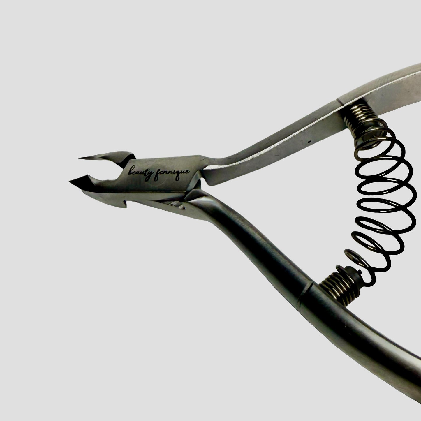 Professional Cuticle Nipper 5mm / Half Jaw