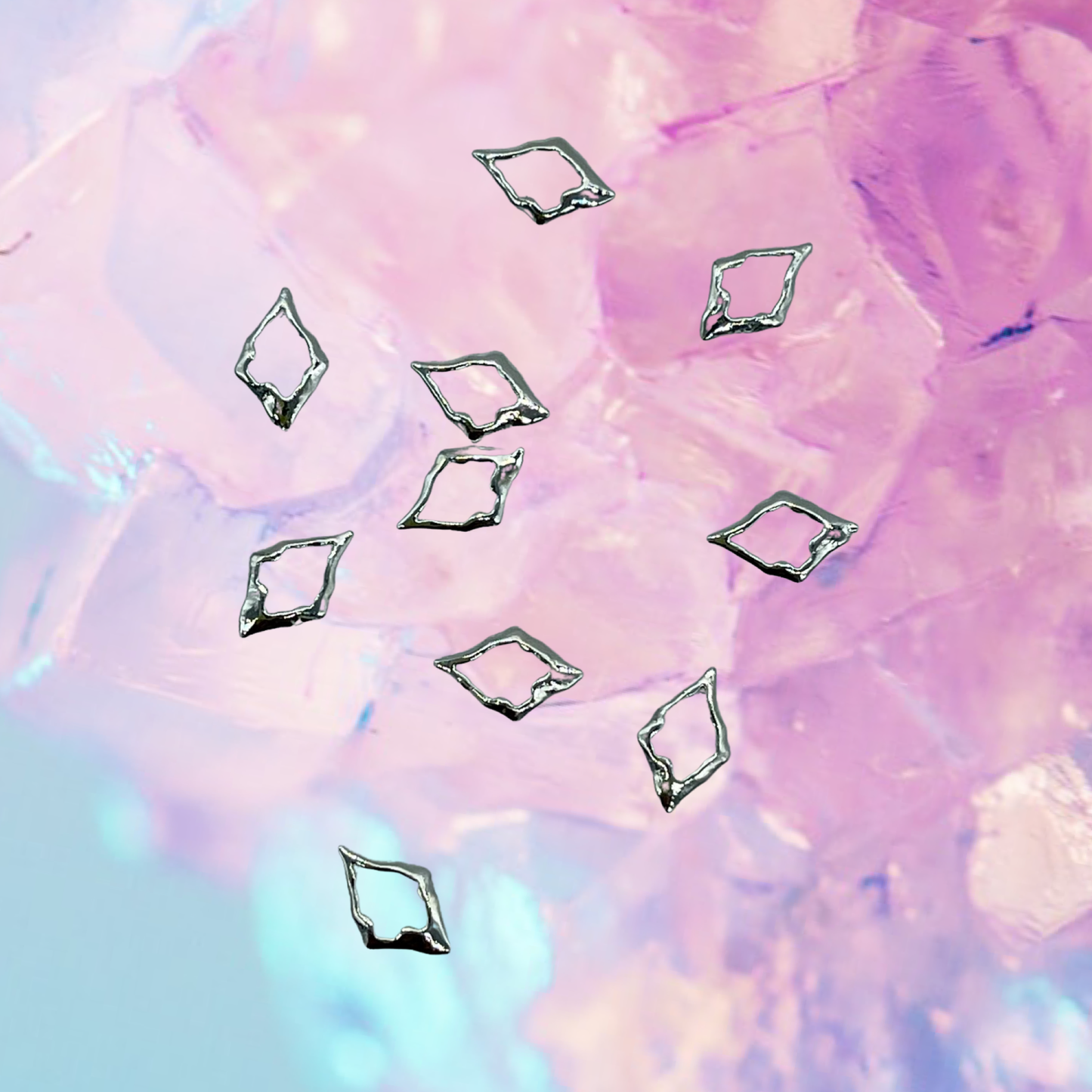 Thistle Fancy 3D Silver Diamond Shaped Nail Charms 10pcs