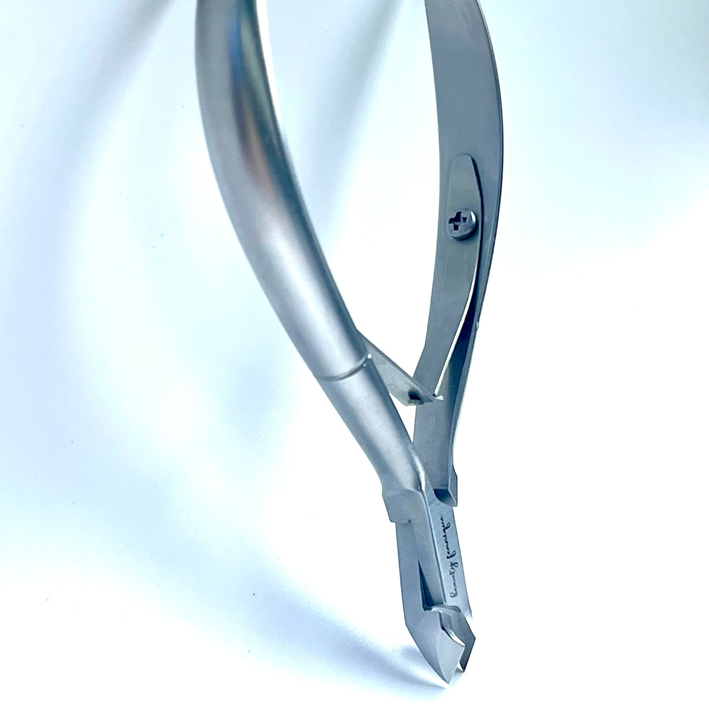 Professional Cuticle Nipper 6mm Russian Sharpness 6/10